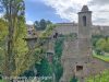 Viterbo - Albero crolla sulla chiesa di Santa Croce