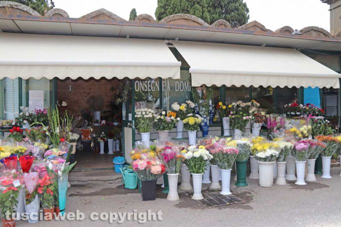 Viterbo – Il chiosco La Magnolia al cimitero San Lazzaro